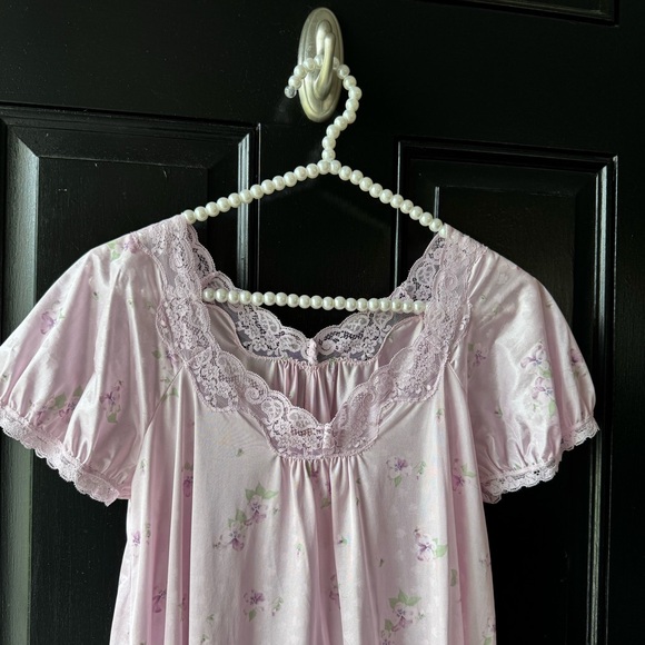 VTG Miss Elaine Purple Floral Nylon Lace Trim Nightgown Size M - Picture 4 of 11